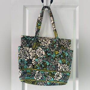 Retired Vera Bradley Island Blooms Large Tote